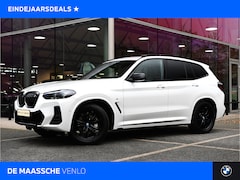 BMW iX3 - Executive / Trekhaak / Panoramadak / Sportstoelen / Achteruitrijcamera / Adaptieve LED / L