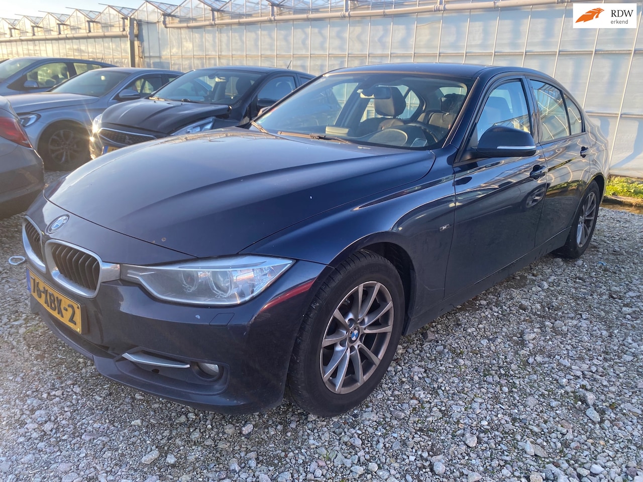 BMW 3-serie - 2012 * 320d EfficientDynamics Edition Executive * KETTING BROKEN ! * EXPORT & HANDEL ONLY - AutoWereld.nl