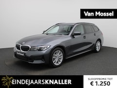 BMW 3-serie Touring - 330e | AUTOMAAT | ACHTERUITRIJCAMERA | STOELVERWARMING | ELEKTRISCHE KOFFERKLEP | APPLE CA