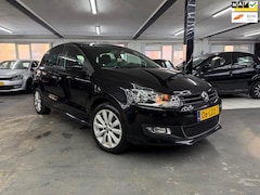 Volkswagen Polo - 1.4-16V Highline Aut/Navi/Airco 5dr
