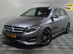 Mercedes-Benz B-klasse - 180 Ambition / Trekhaak / Led / PDC / Navi / Cruise / NL auto