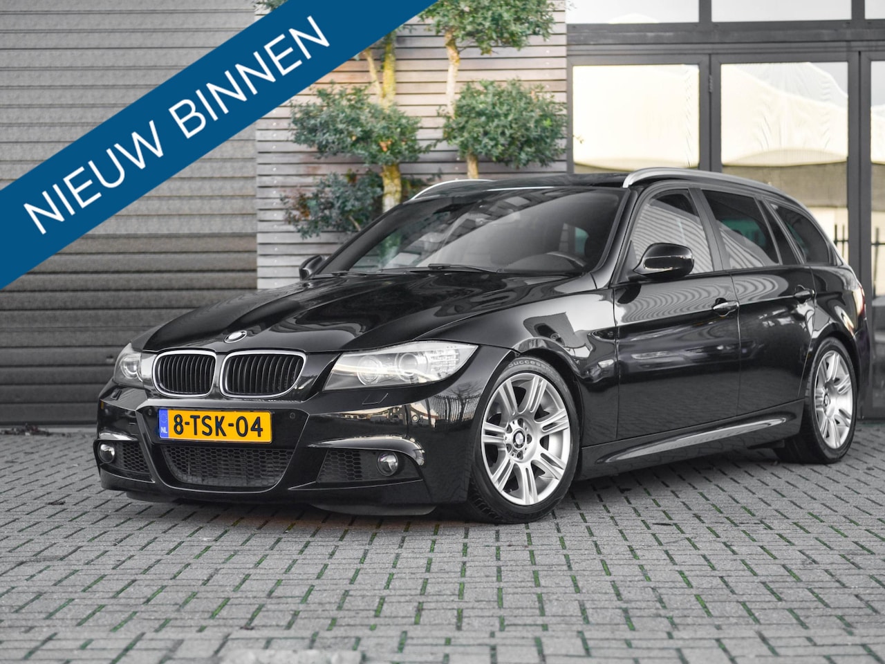BMW 3-serie Touring - 320d Luxury Line Half Leer, Stoelverwarming, Navi, Cruise Control  Nette auto - AutoWereld.nl