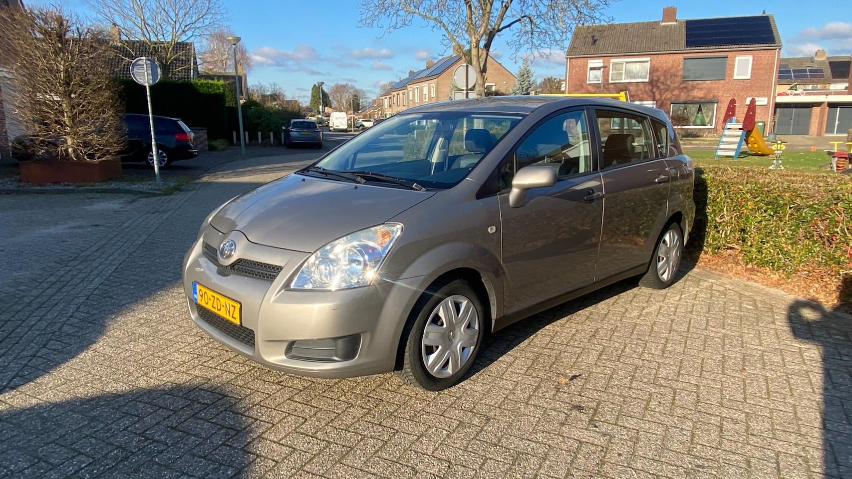 Toyota Verso - 1.6 VVT-i Terra (LET OP EN OOK OP ZONDAG en ook feestdagen OPEN ALLEN OP AFSPRAAK . - AutoWereld.nl