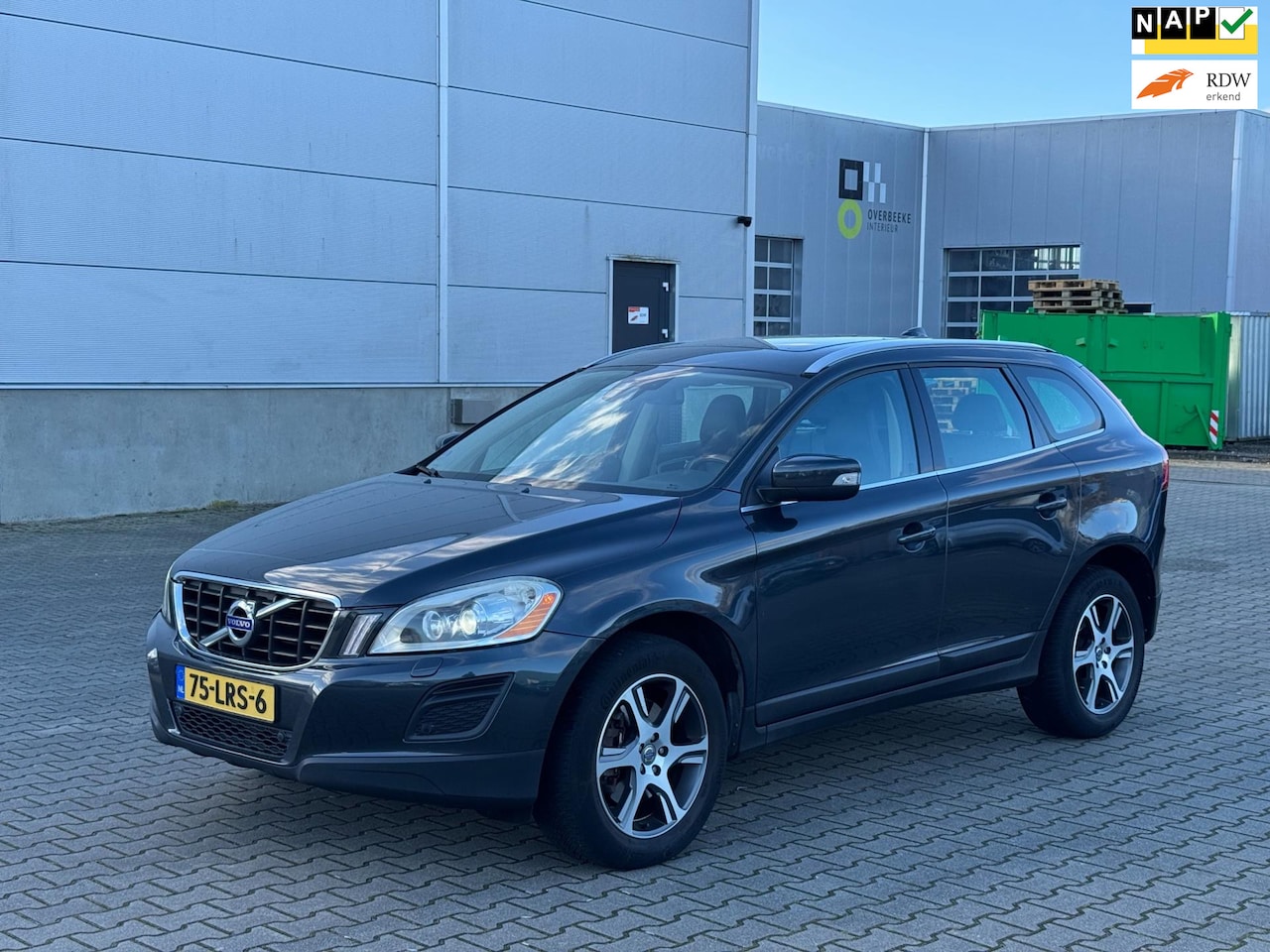 Volvo XC60 - 2.0T Summum CLIMA|PANO|CRUISE|LEER|XENON|NAP| - AutoWereld.nl