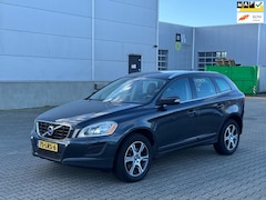 Volvo XC60 - 2.0T Summum CLIMA|PANO|CRUISE|LEER|XENON|NAP|