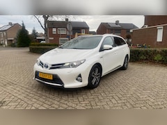 Toyota Auris Touring Sports - 1.8 Hybrid Lease (.LET OP EN OOK OP ZONDAG en feestdagen OPEN ALLEN OP AFSPRAAK