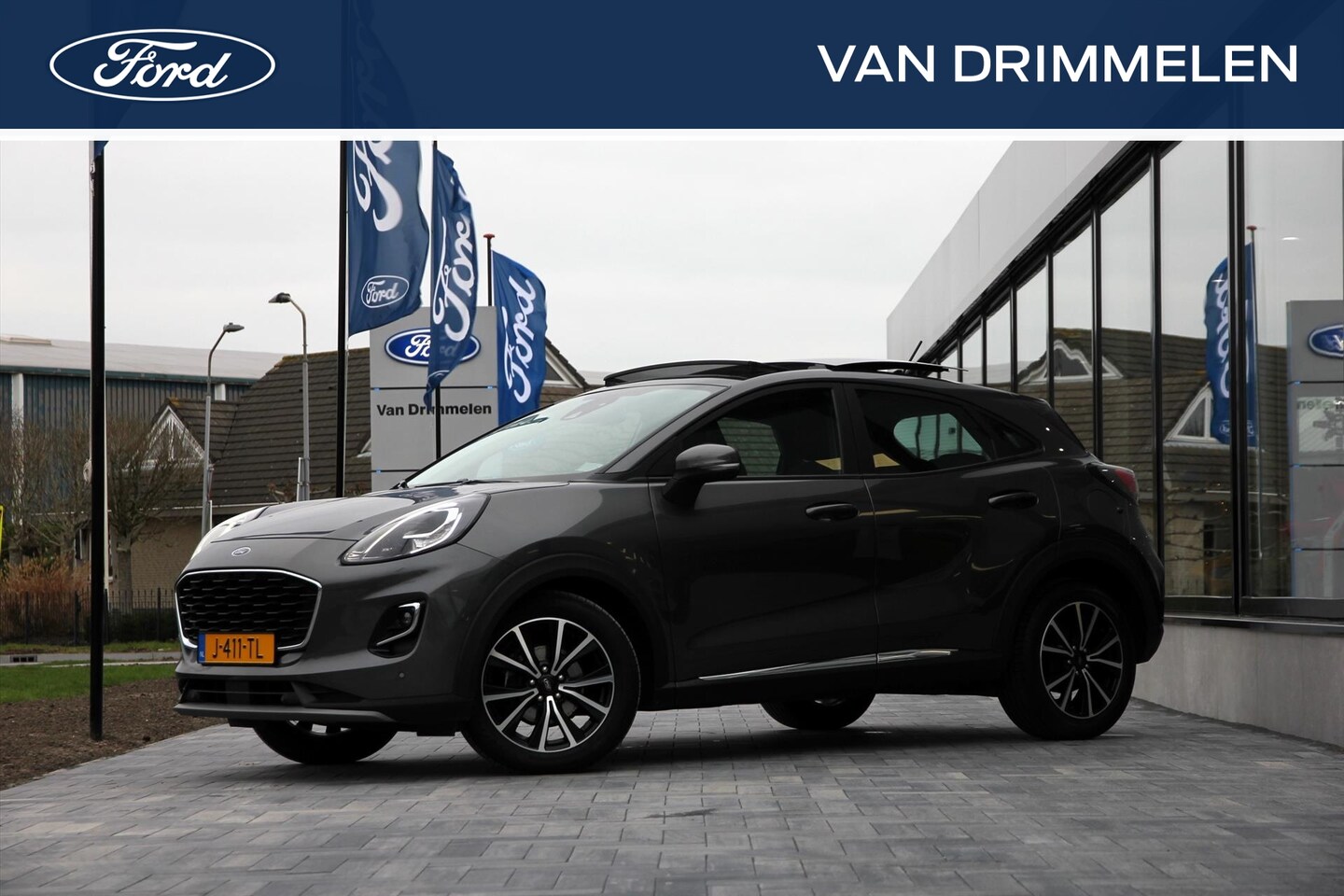 Ford Puma - 1.0i Ecoboost 125pk automaat Titanium | Trekhaak | Massage stoelen | Panorama dak | Parkee - AutoWereld.nl