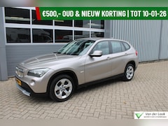 BMW X1 - sDrive18i Executive | Ketting revisie gehad | NL Auto Boekjes | Trekhaak | Navigatie