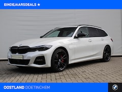 BMW 3-serie Touring - 320e High Executive M Sport Automaat / Panoramadak / Sportstoelen / Achteruitrijcamera / L