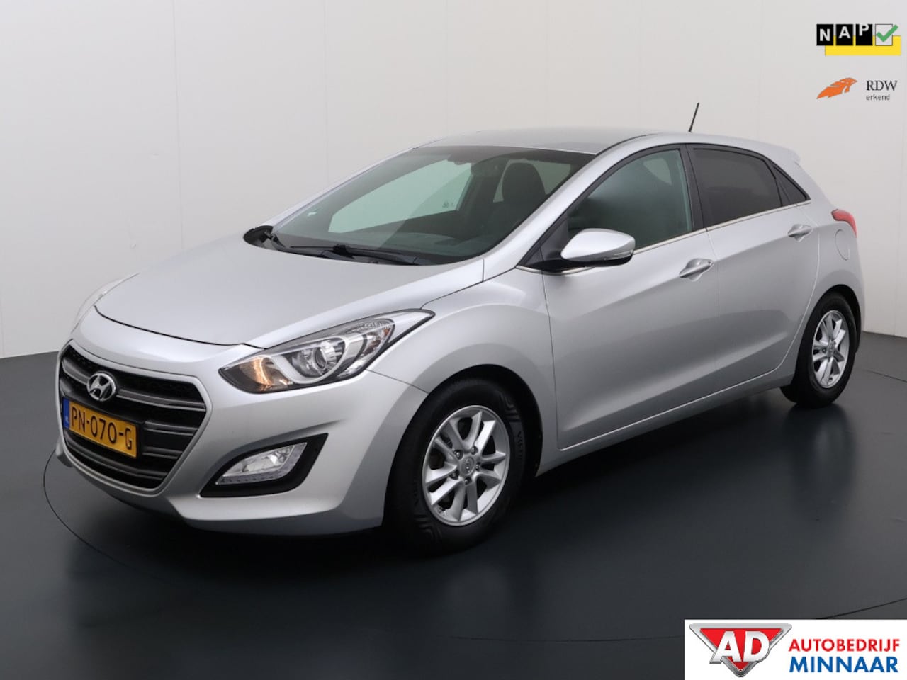 Hyundai i30 - 1.6 GDi GO! | Cruise control | Achteruitrij camera | Bluetooth | - AutoWereld.nl