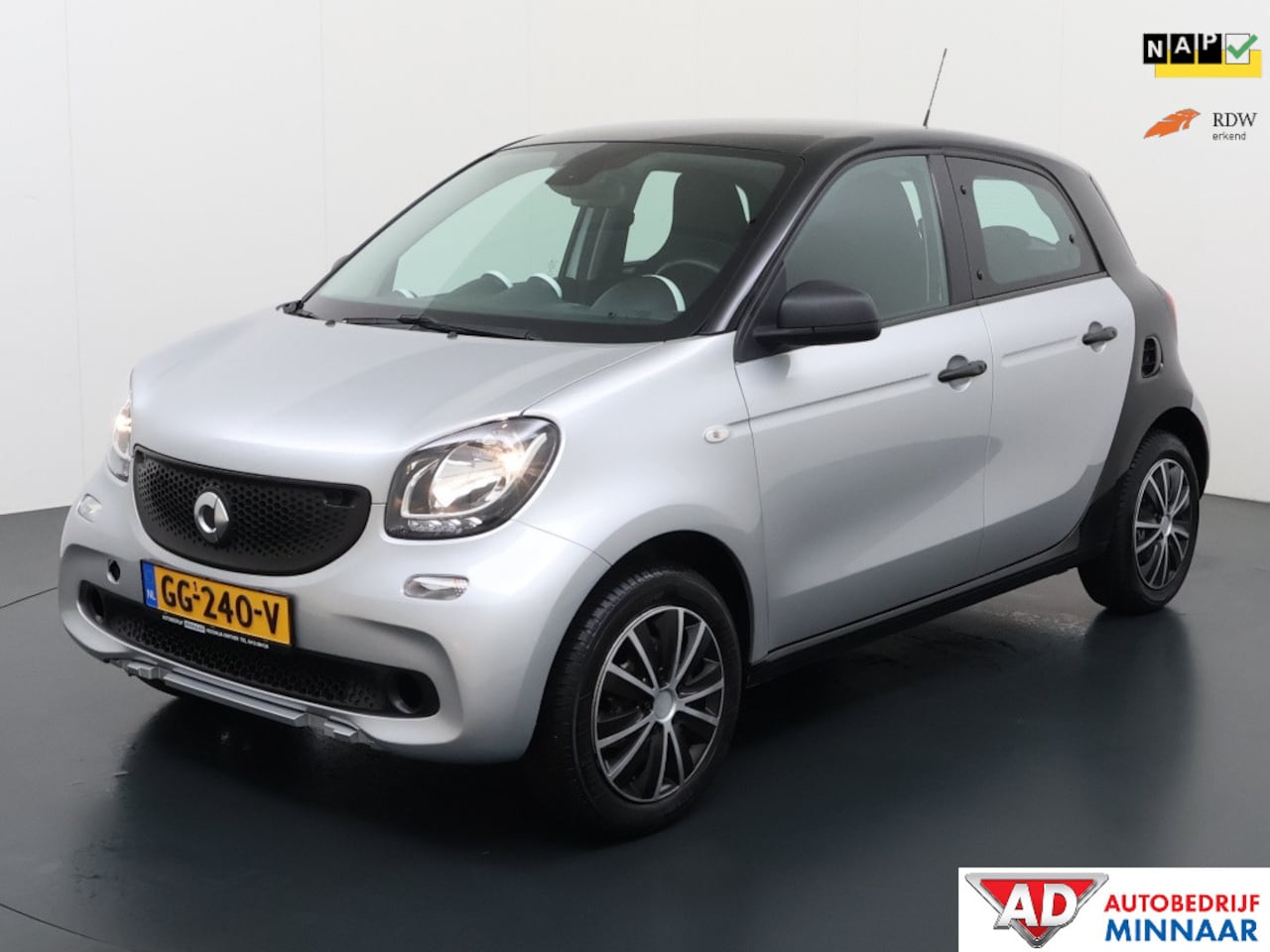 Smart Forfour - 1.0 Pure 1.0 Pure - AutoWereld.nl