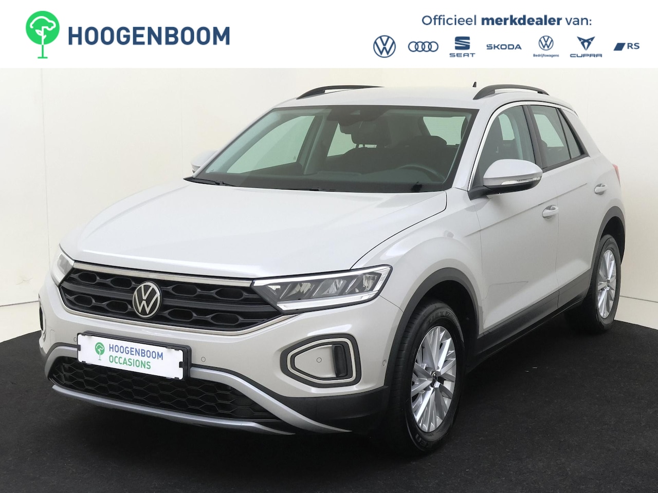 Volkswagen T-Roc - 1.5 TSI Style | Parkeerassistent | Adaptieve cruise control | CarPlay | Parkeersensoren | - AutoWereld.nl