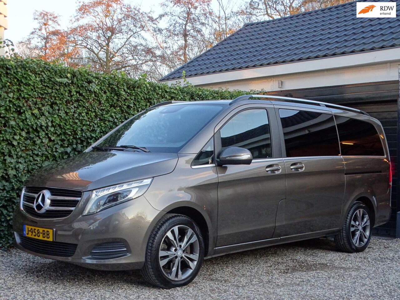 Mercedes-Benz V-klasse - 250 BlueTEC Lang Avantgarde | Automaat | 190PK - AutoWereld.nl