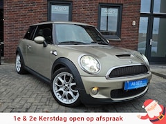 MINI Cooper S - 1.6 / Leder / Pano