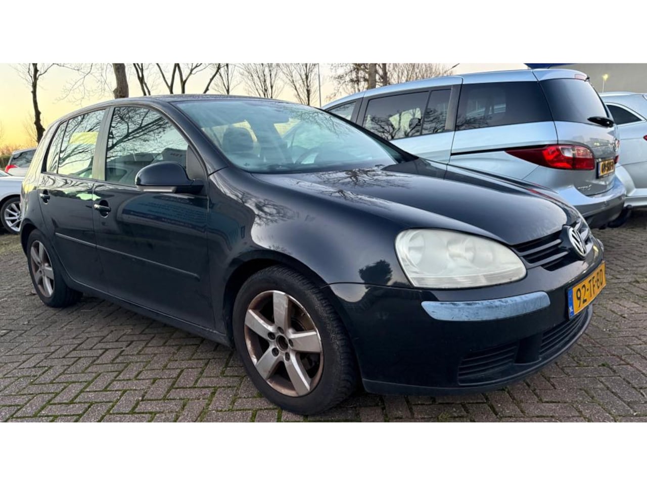 Volkswagen Golf - 1.6 FSI Sportline Export/ For Export/ APK - AutoWereld.nl