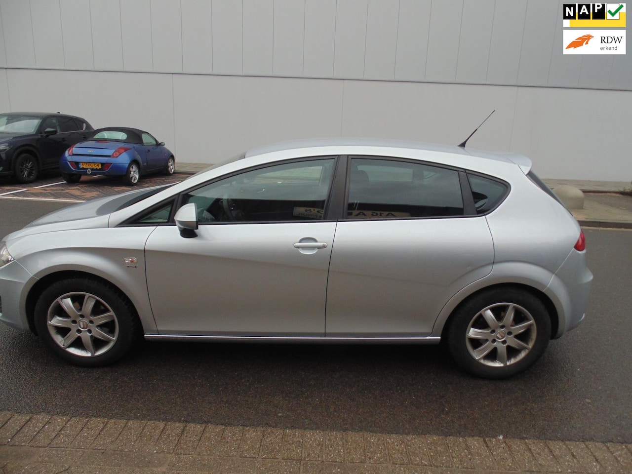 SEAT Leon - 1.2 TSI Ecomotive Businessline High 1.2 TSI Ecomotive Businessline High MET AIRCO - AutoWereld.nl