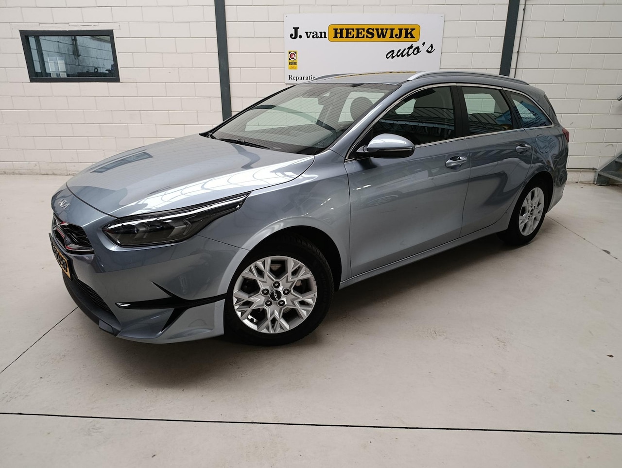 Kia Cee'd Sportswagon - Ceed 1.5 T-GDi DynamicLine Airconditioning (automatisch) |  Cruise control | Navigatiesyst - AutoWereld.nl