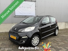 Peugeot 107 - 1.0 Blue Lease 12-2012 / Airco / LED dagrijverlichting / 5deurs / NAP