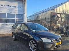 Ford Focus Wagon - 1.6 Station12 Maanden APK