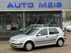 Volkswagen Golf - 1.6 SPORTLINE Automaat Airco Trekhaak Cruise