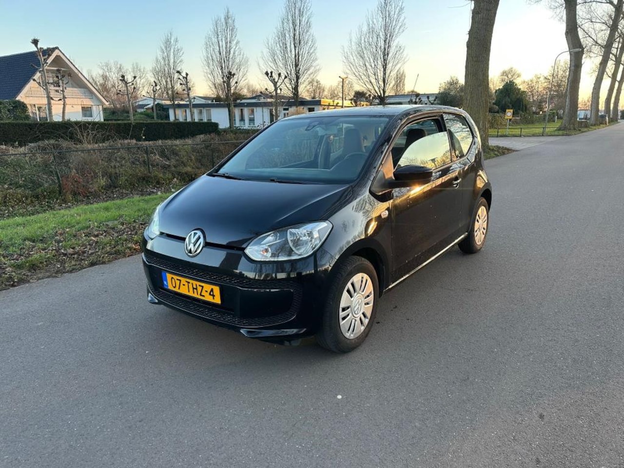 Volkswagen Up! - 1.0 move up! 1e eigenaar! - AutoWereld.nl
