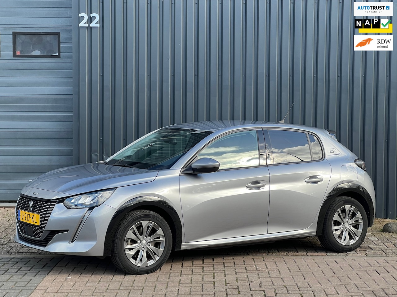 Peugeot e-208 - EV Allure 50 kWh|SOH 90%|Automaat|1e Eig|360 Cam|Navi|Carplay|Dealer Oh - AutoWereld.nl