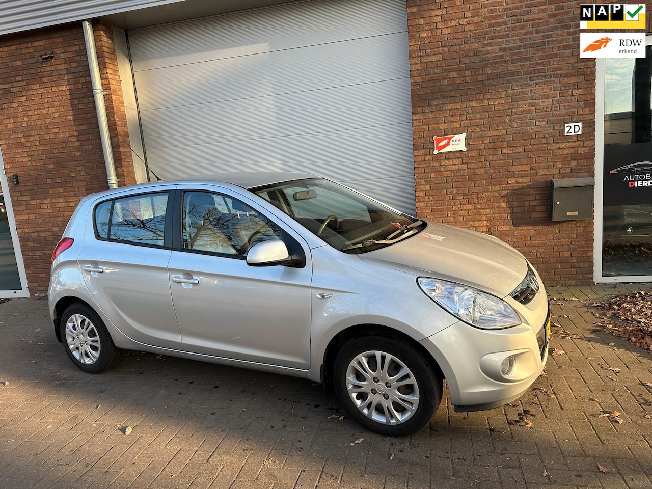 Hyundai i20 - 1.2i DynamicVersion|AIRCO|NIEUWE APK |NETTE AUTO - AutoWereld.nl