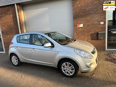 Hyundai i20 - 1.2i DynamicVersion|AIRCO|NIEUWE APK |NETTE AUTO