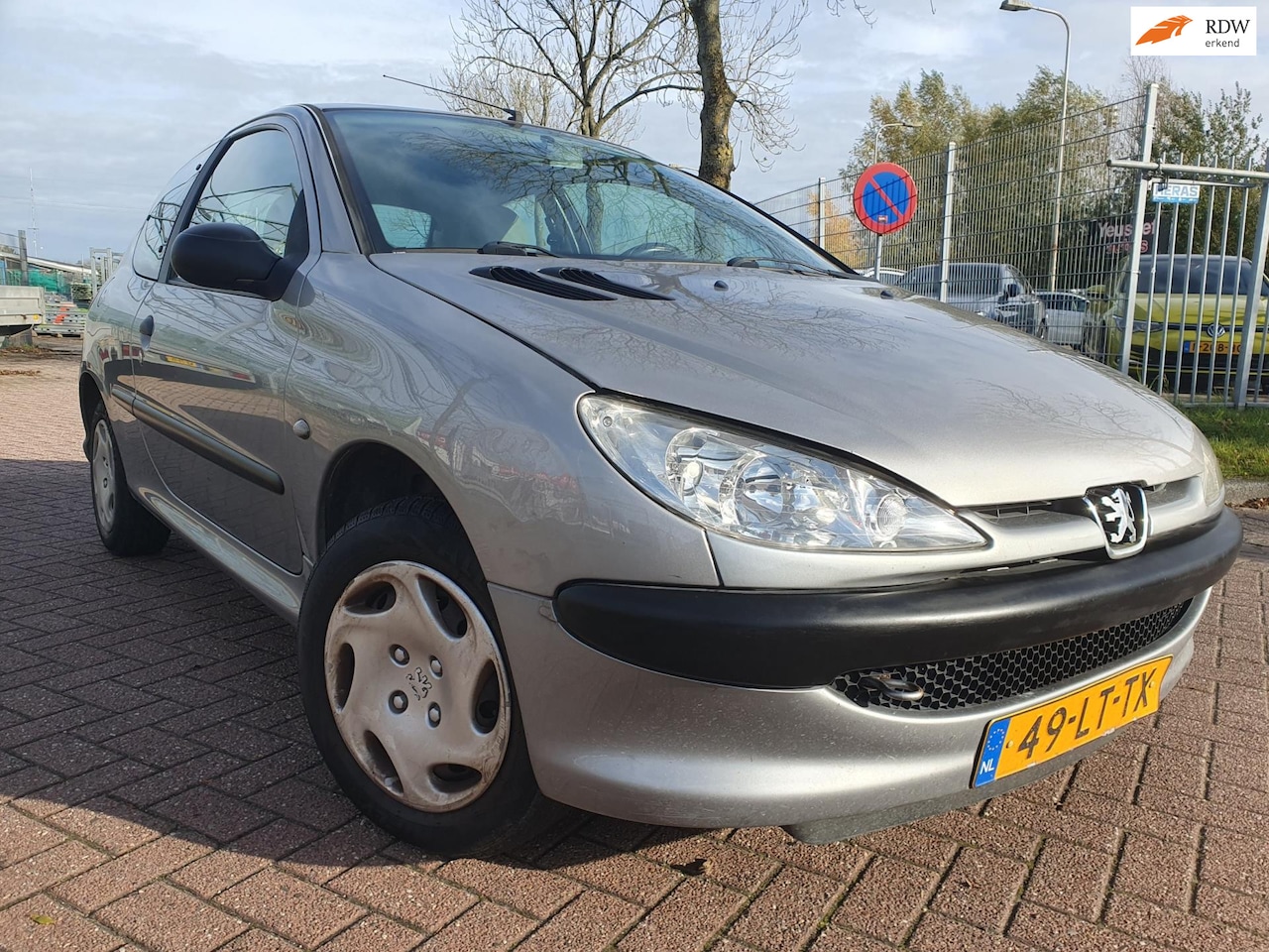 Peugeot 206 - 1.4 XR | 75 pk | Airco | NAP | APK 07/2026 - AutoWereld.nl