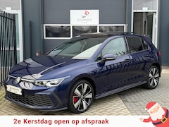 Volkswagen Golf - 1.4 eHybrid GTE 245 pk IQ LIGHT HEAD UP PANO SFEER CARPLAY