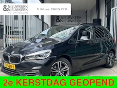 BMW 2-serie Active Tourer - 218i High Executive | AUTOMAAT | HEAD-UP DISPLAY | LEDER | SCHUIF/KANTELDAK | NAVI XL | CA