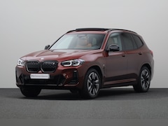 BMW iX3 - Executive 80 kWh | Achterruitrijcamera | Driving Assistant Professional | Comfort Access |