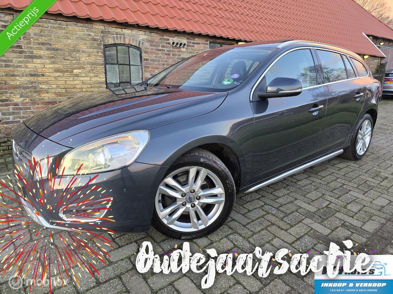 Volvo V60 - 1.6 T4 Summum 180pk | Xenon | open dak| Trekhaak - AutoWereld.nl