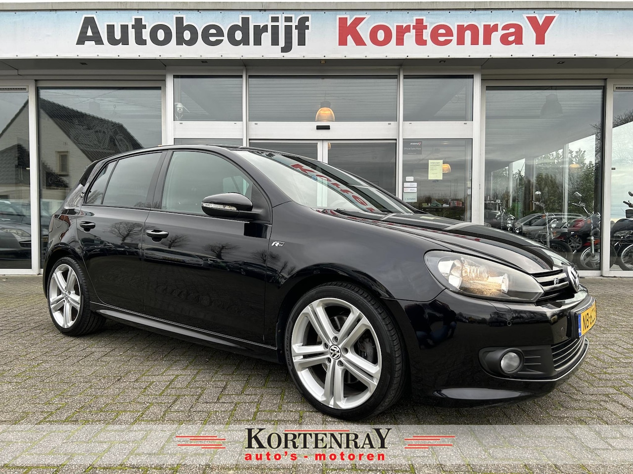 Volkswagen Golf - 1.4 TSI Highline R-Line pakket/stoelverw./ECC/goed onderhouden golf. - AutoWereld.nl