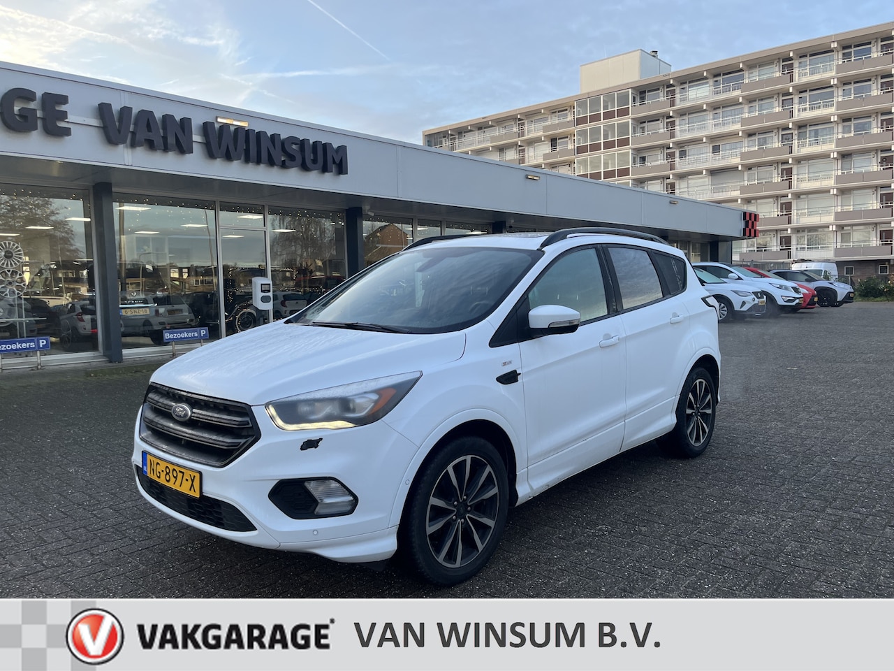 Ford Kuga - 1.5 EcoBoost ST Line Lmv Trekhaak Applecarplay Cruise Klima Acamera Stoelverwarming Nap - AutoWereld.nl