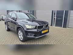 Volvo XC40 - 1.5 T3 Momentum, Navi, Cruise, PDC, Clima, Bluetooth enz. Voor een particulier aangeboden