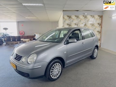 Volkswagen Polo - 1.4-16V Athene Apk Nieuw, Airco, Cruise, N.A.P, Weinig km's, 5Deurs, 2 sleutels, Topstaat