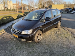 Opel Zafira - 2.2-16V Elegance. Nette auto.Boekjes aanwezig