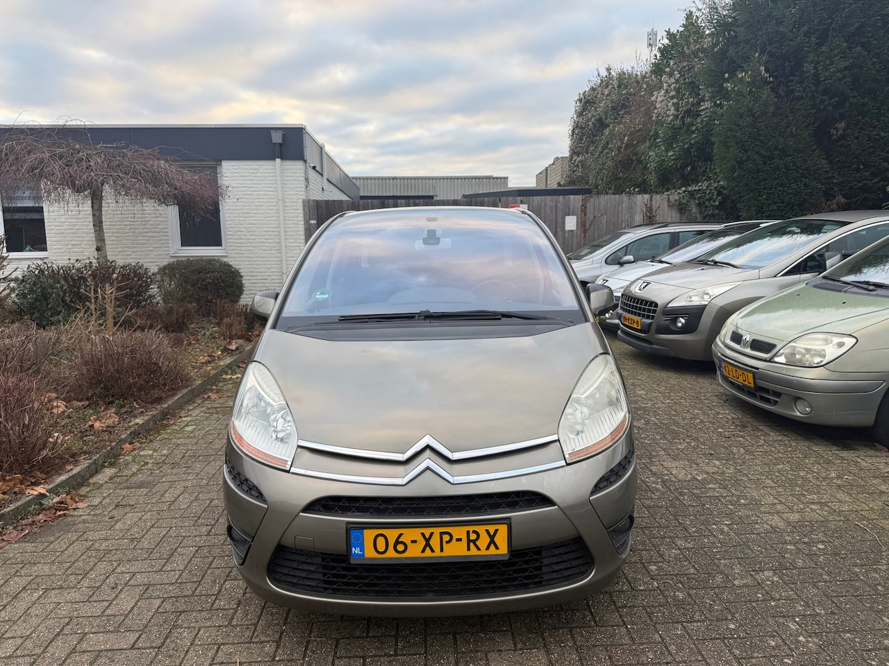 Citroën C4 Picasso - 2.0-16V Ambiance 5p. 2.0-16V Ambiance 5p. - AutoWereld.nl