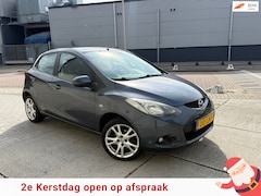 Mazda 2 - 2 1.5 GT-L Stoelverwarming Airco ramen voor en achter elektrische