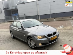 BMW 3-serie - 318i Business Line AUTOMAAT PDC NAVI NEW APK