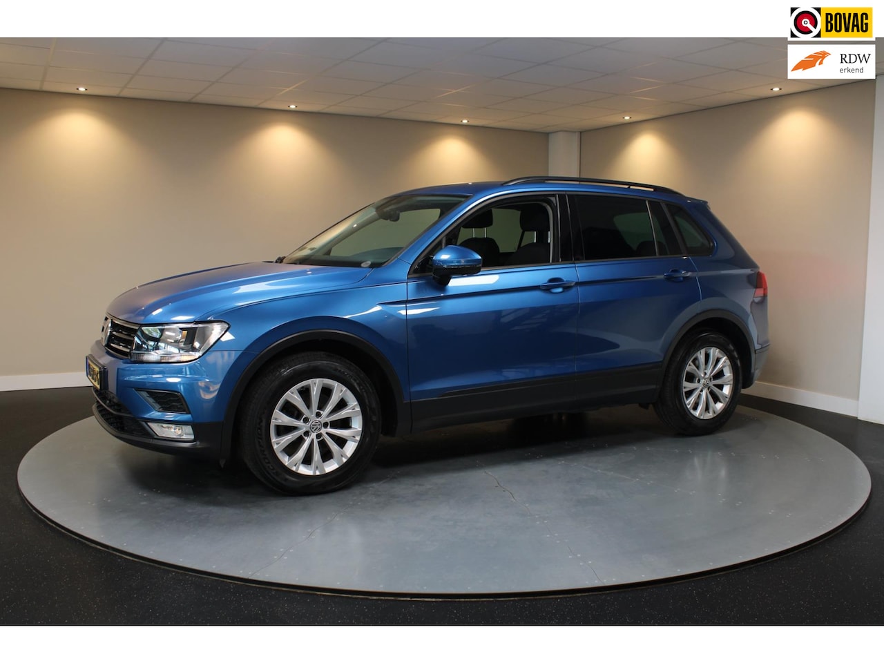 Volkswagen Tiguan - 1.4 TSI Comfortline Business *Massage* Elektr.Trekhaak|Dealer OH - AutoWereld.nl