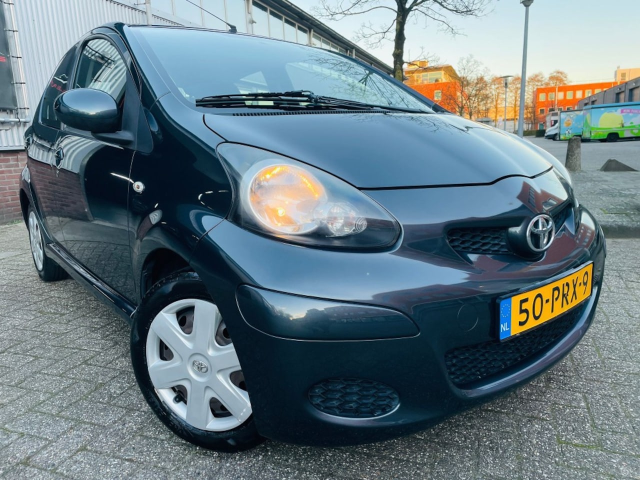 Toyota Aygo - 1.0-12V Comfort Navigator 5 DEURS AIRCO - AutoWereld.nl