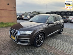 Audi Q7 - 3.0 TDI e-tron quattro Sport, S-Line, 21 Inch, Panorama, Trekhaak, Ambient verlichting,