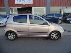 Toyota Yaris - 1.3-16V VVT-i Sol