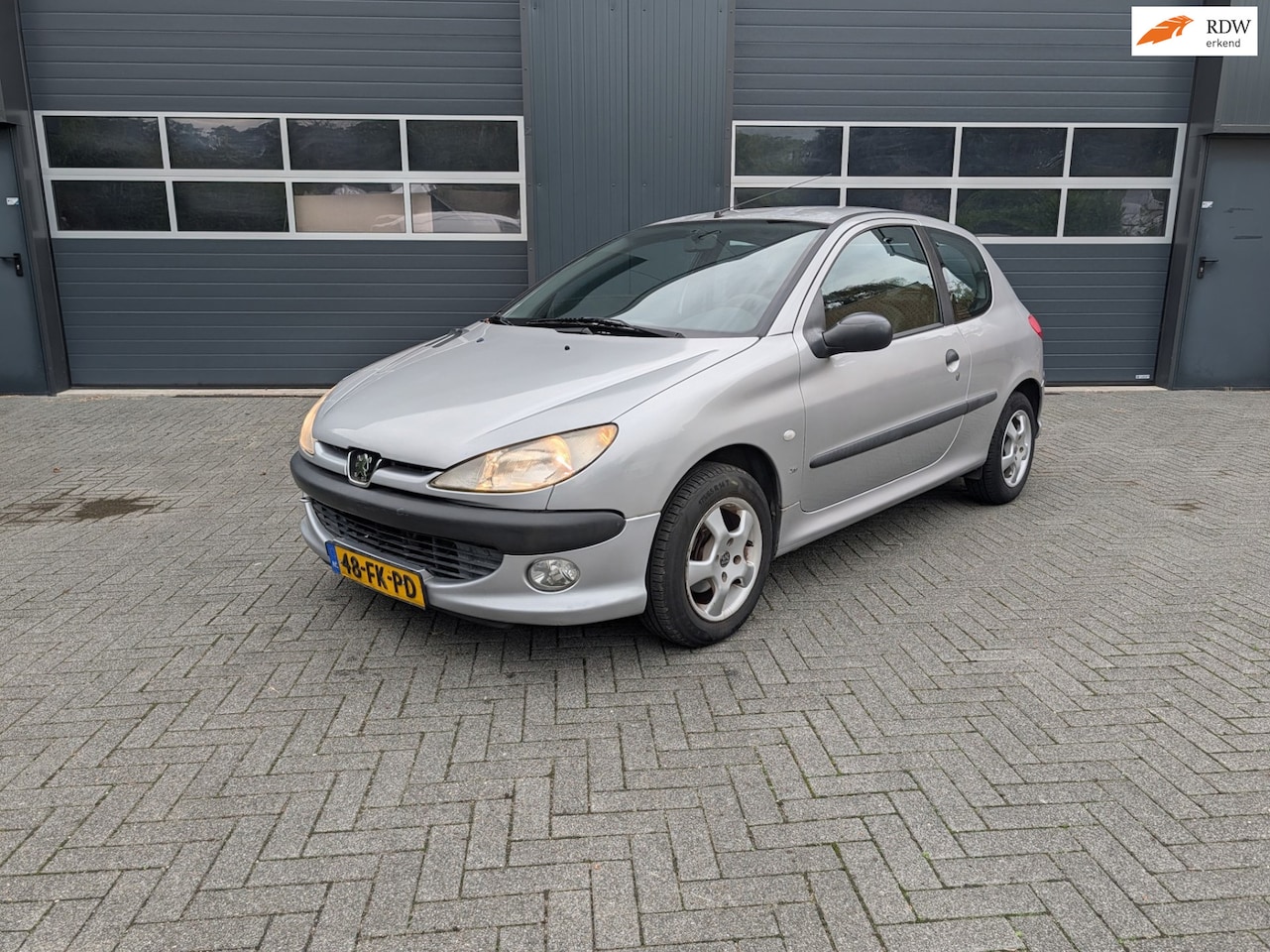 Peugeot 206 - 1.6 XS 1.6 XS , NIeuwe APK - AutoWereld.nl