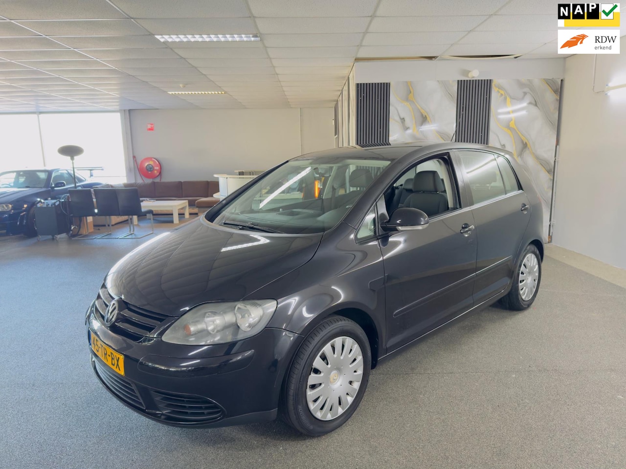 Volkswagen Golf Plus - 1.6 FSI Optive 2 Apk Nieuw,Airco,Cruise,E-Ramen,N.A.P,Trekhaak,2 sleutels + Boekjes!! - AutoWereld.nl
