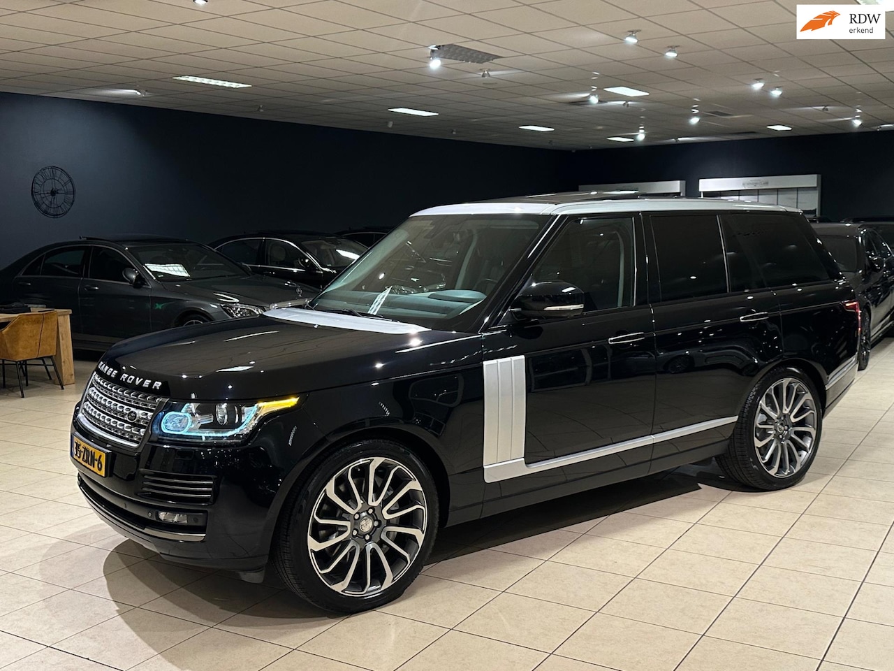 Land Rover Range Rover - Autobiography 3.0 TDV6|NAP|Massage|VOLL - AutoWereld.nl