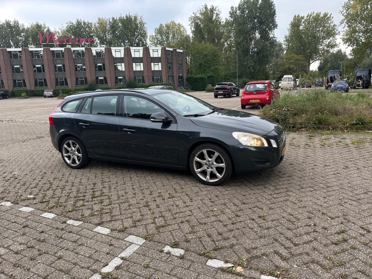 Volvo V60 - 1.6 T3 Kinetic Airco Cruise NAVI - AutoWereld.nl