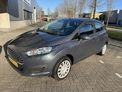 Ford Fiesta - 1.0 Style 80PK AIRCO NAVI BLUETH
